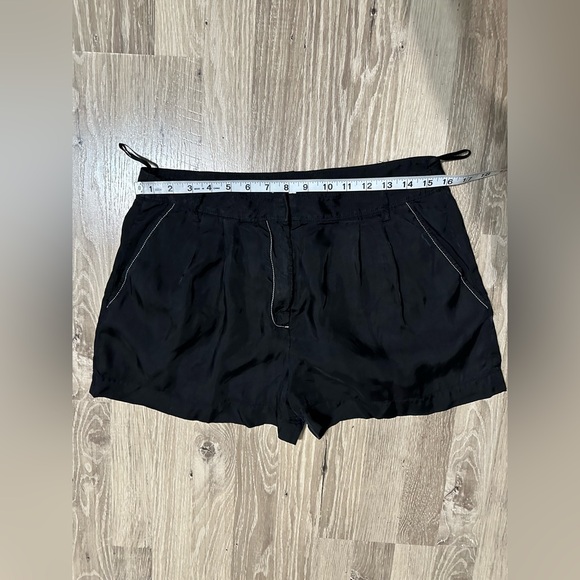 Tibi Black shorts size 8 Black White‎ Pin Stripe Cupro Pleated Front High Rise - Picture 7 of 9